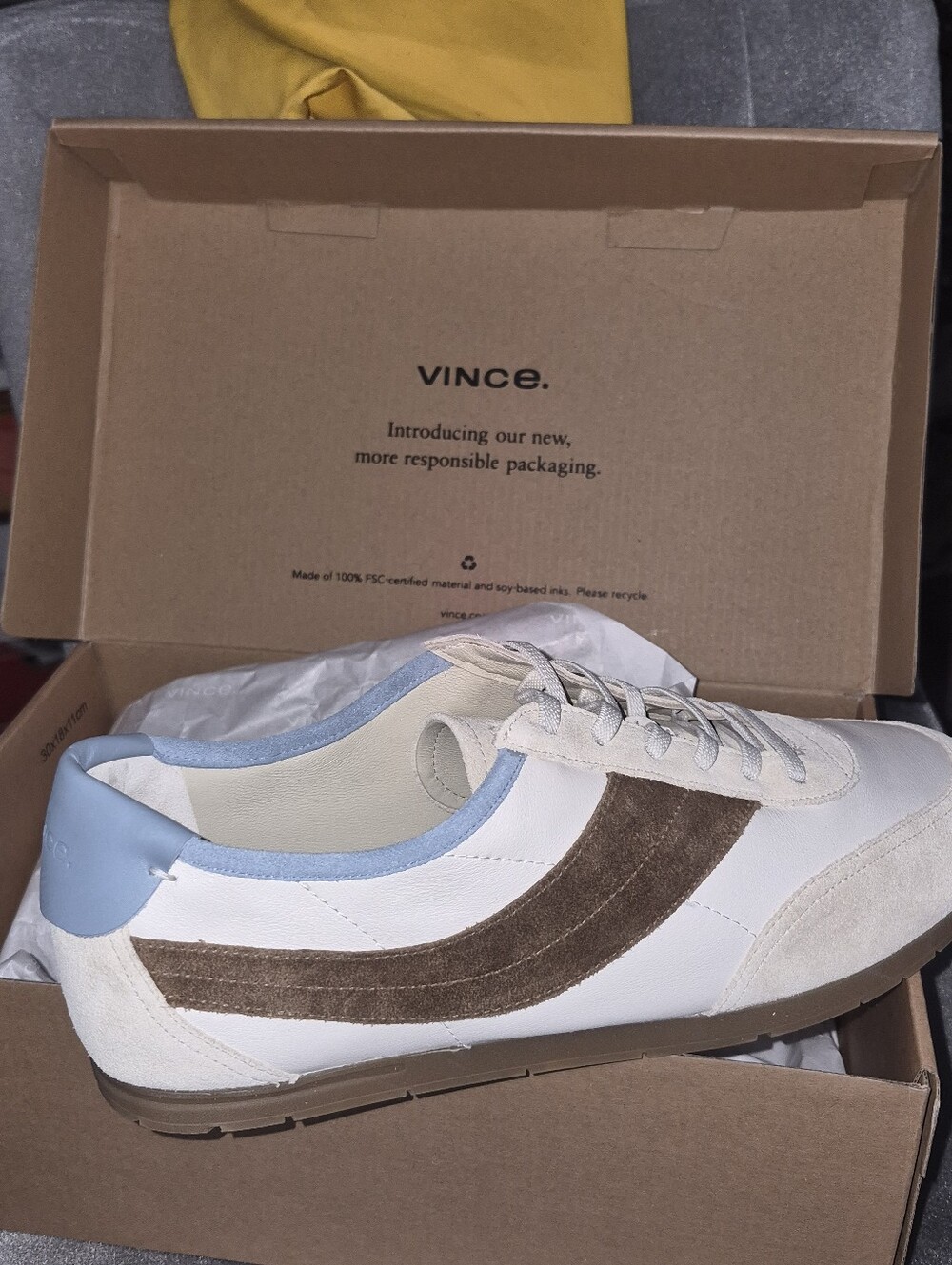 Vince Sneakers